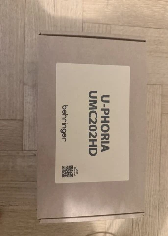 Behringer UMC202HD