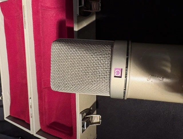 Neumann U67