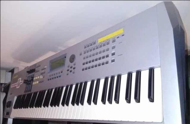 Yamaha Motif ES7