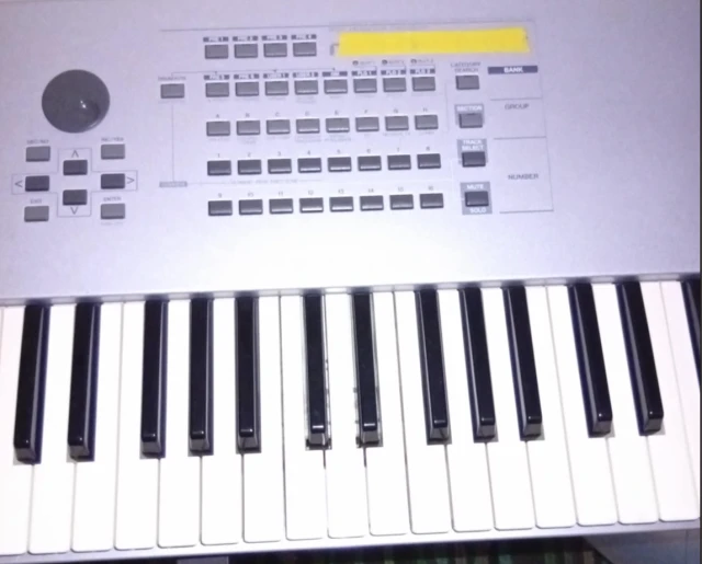 Yamaha Motif ES7
