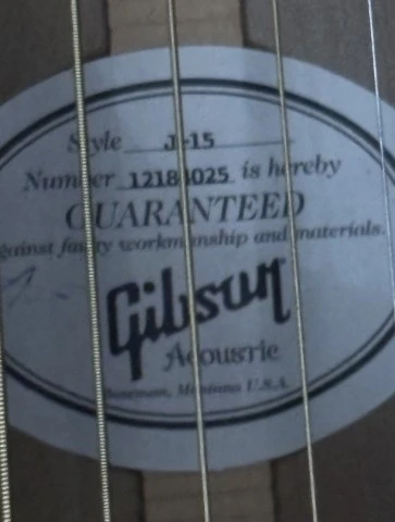 Gibson J-15 walnut