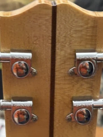 Gibson J-15 walnut