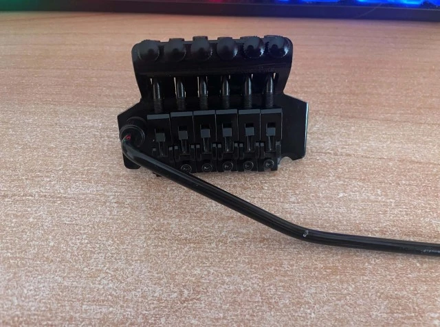 Ibanez Floyd Rose type Tremolo System
