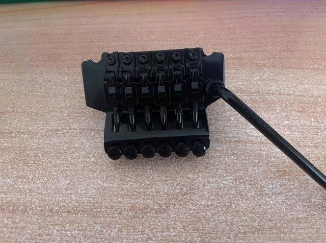 Ibanez Floyd Rose type Tremolo System