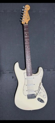 Fender Stratocaster