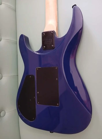 Jackson JS Series Dinky Arch Top JS32Q - Transparent Blue