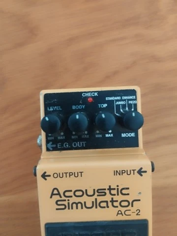 Boss AC-2 Acoustic Simulator – πετάλι κιθάρας