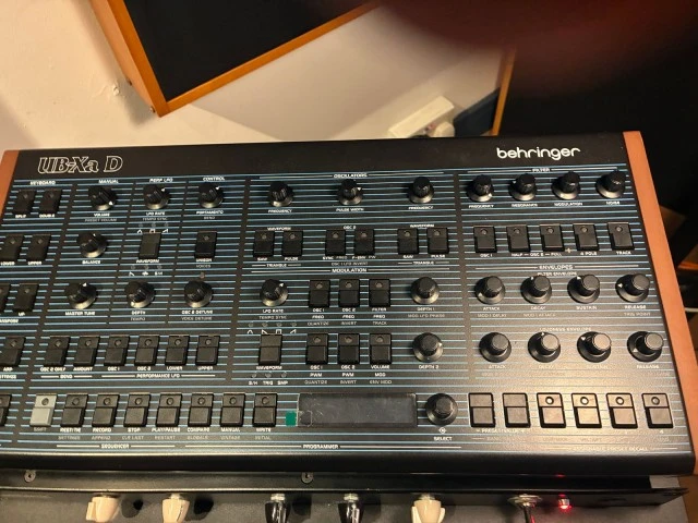Behringer UB-Xa D