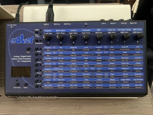Dave Smith Instruments Evolver