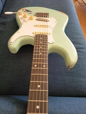 Encore E6 Strat Upgraded