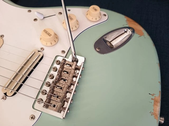 Encore E6 Strat Upgraded
