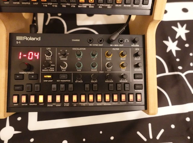 Roland AIRA Compact S-1