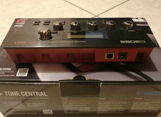 Boss GT-001