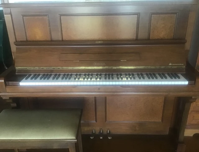 Granada SU-127D