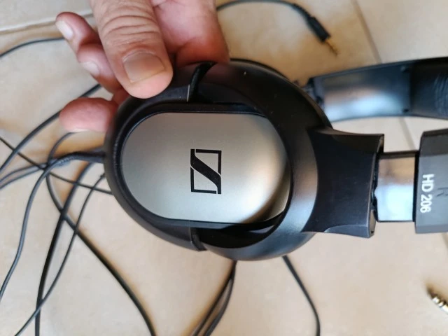Sennheiser HD 206
