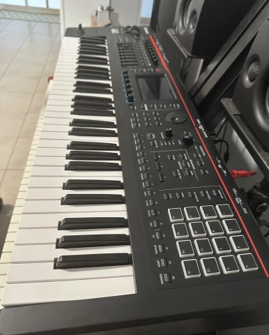 Roland Fantom-06