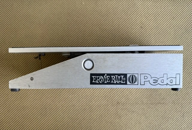 Ernie Ball 6165 Stereo Volume/Pan Pedal 500K