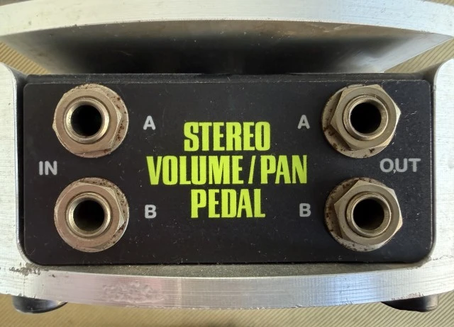 Ernie Ball 6165 Stereo Volume/Pan Pedal 500K