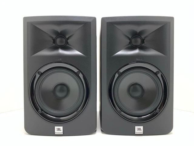 JBL LSR305