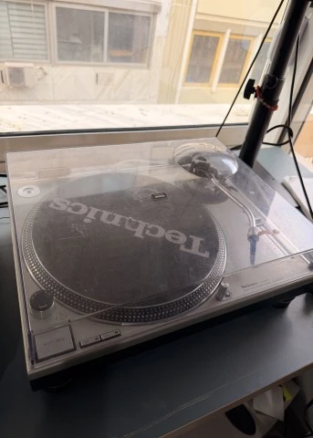 Technics SL-1200 MK2