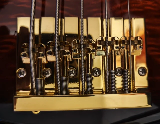 Hipshot Kickass V