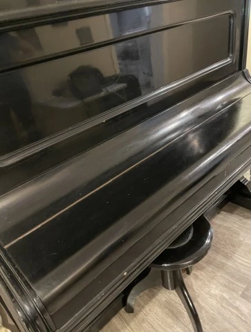 Chassaigne Freres Piano