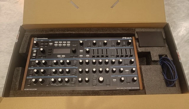 Novation Peak