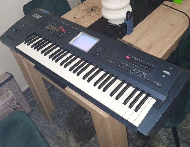 Korg Triton Extreme
