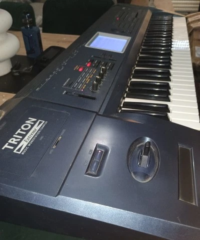 Korg Triton Extreme