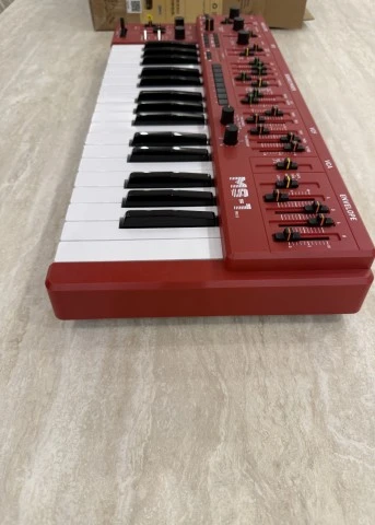 Behringer MS-1 MKII