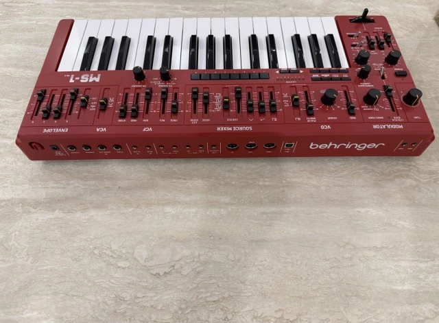 Behringer MS-1 MKII