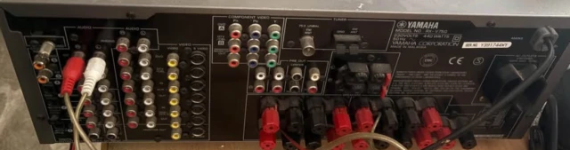 Yamaha RX-V750