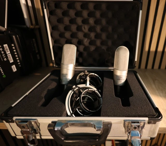 Audio-Technica AT4047/SV & AT4080