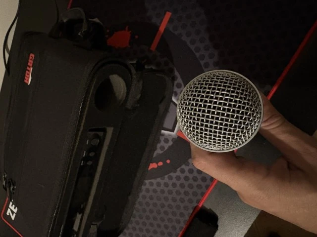 Shure BLX4R