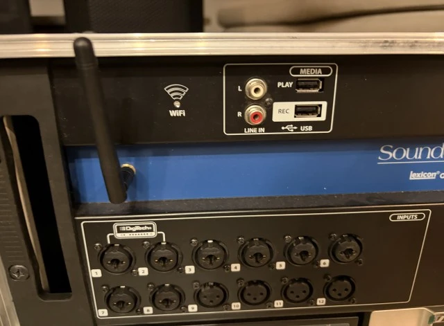 Soundcraft Ui16