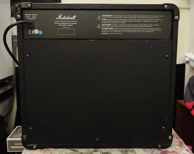 Marshall MG15CDR
