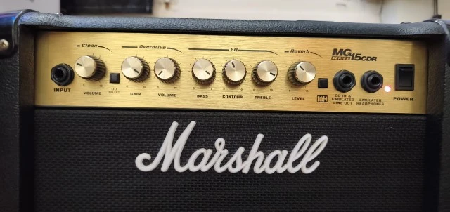 Marshall MG15CDR