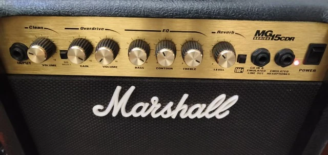 Marshall MG15CDR