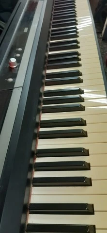 Korg SP-170S