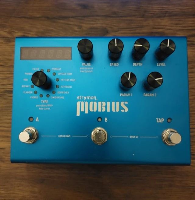 Strymon Mobius