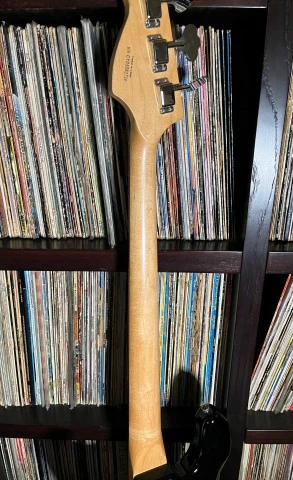 Squier Affinity Series Jazz Bass