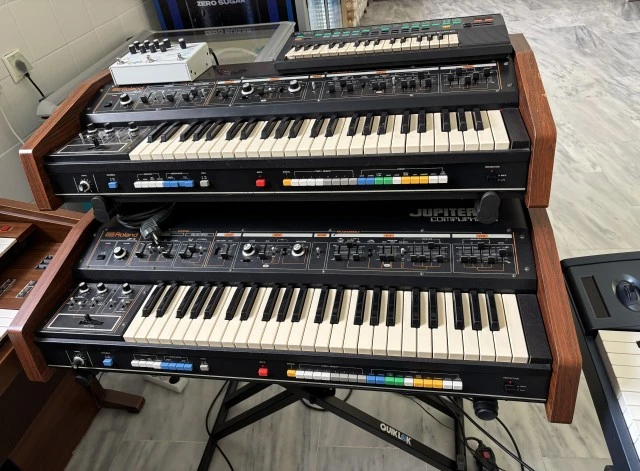 Roland Jupiter 4