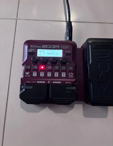 Zoom B1X Four