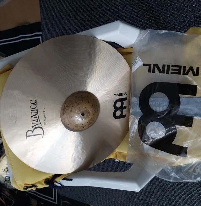 Meinl Byzance 20" Polyphonic Ride