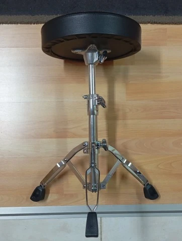 Σκαμπό για drums pearl