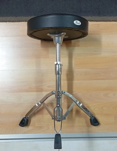 Σκαμπό για drums pearl