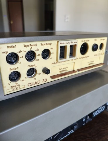 QUAD 405 Power Amplifier + 33 Preamplifier