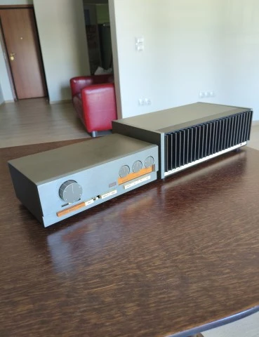 QUAD 405 Power Amplifier + 33 Preamplifier