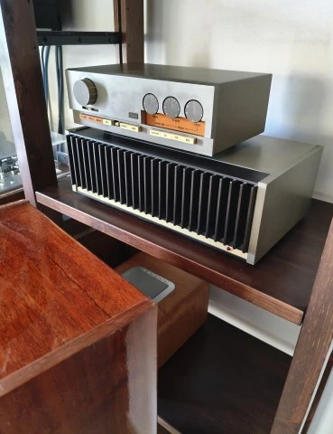 QUAD 405 Power Amplifier + 33 Preamplifier
