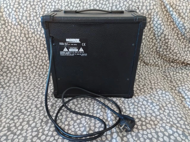 Washburn Bad Dog BD12 12W Guitar Amplifier